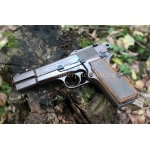 Охолощенный пистолет FN Browning Model 1935 Hi-Power с секторным прицелом, довоенный. Красное воронение!